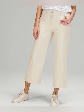 Lululemon City Sleek Cream Cropped Wide-Leg High Rise 7/8 Pants, Sz 28